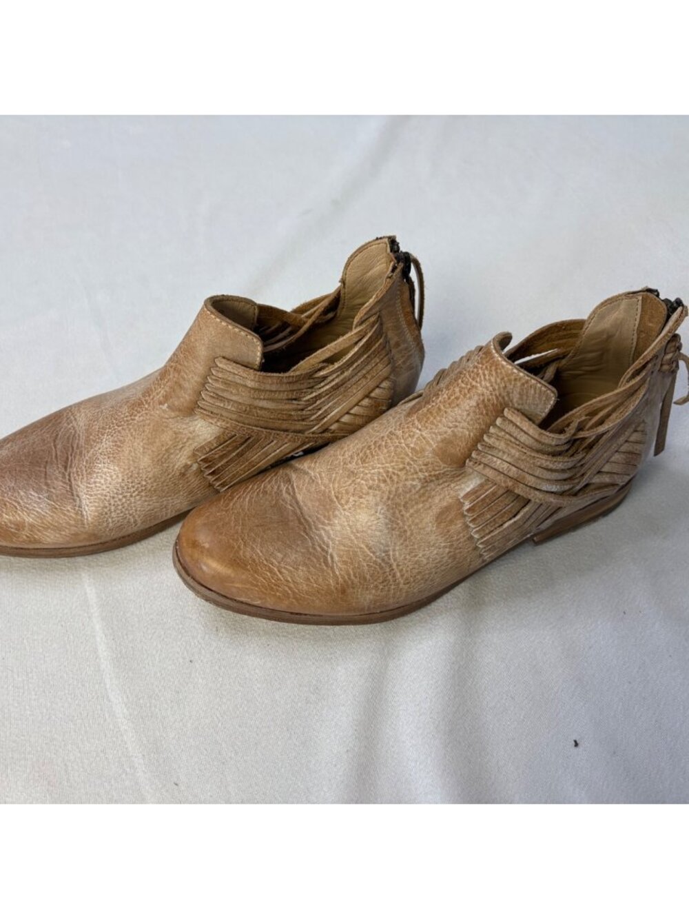 Baske California Lexi Leather Fringe Low-Cut Ankle Boot size 8.